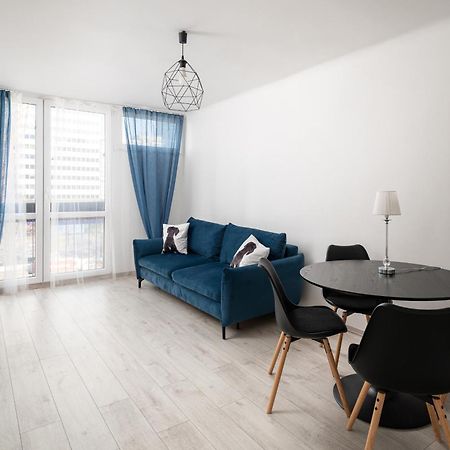 Grzybowska Blue City Centre Apartment Warschau Buitenkant foto
