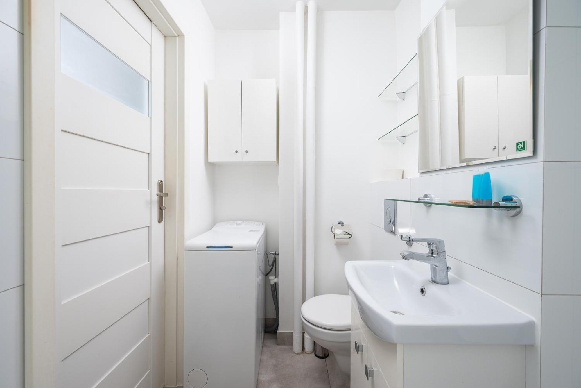 Grzybowska Blue City Centre Apartment Warschau Buitenkant foto